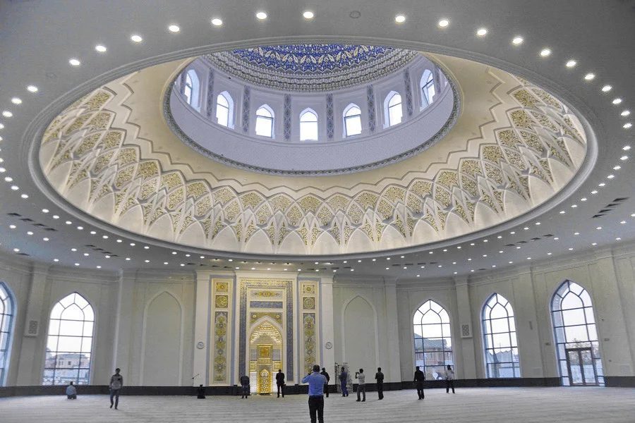 MINOR MASJIDI: TOSHKENTNING OQ MARVARIDI